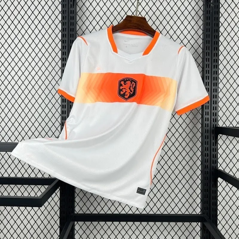 Zoomed product image