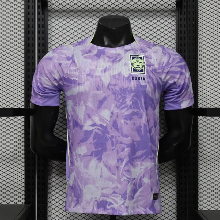 Zoomed product image