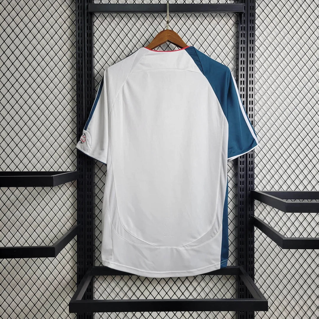 Liverpool Away 06/07
