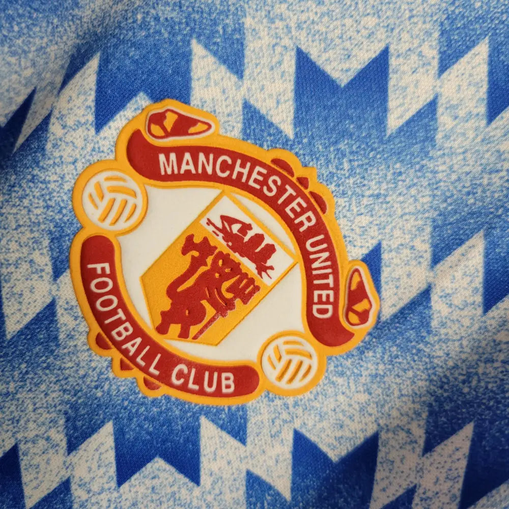 Manchester United Away 90/02