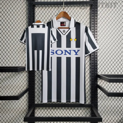 Juventus Home 95/97