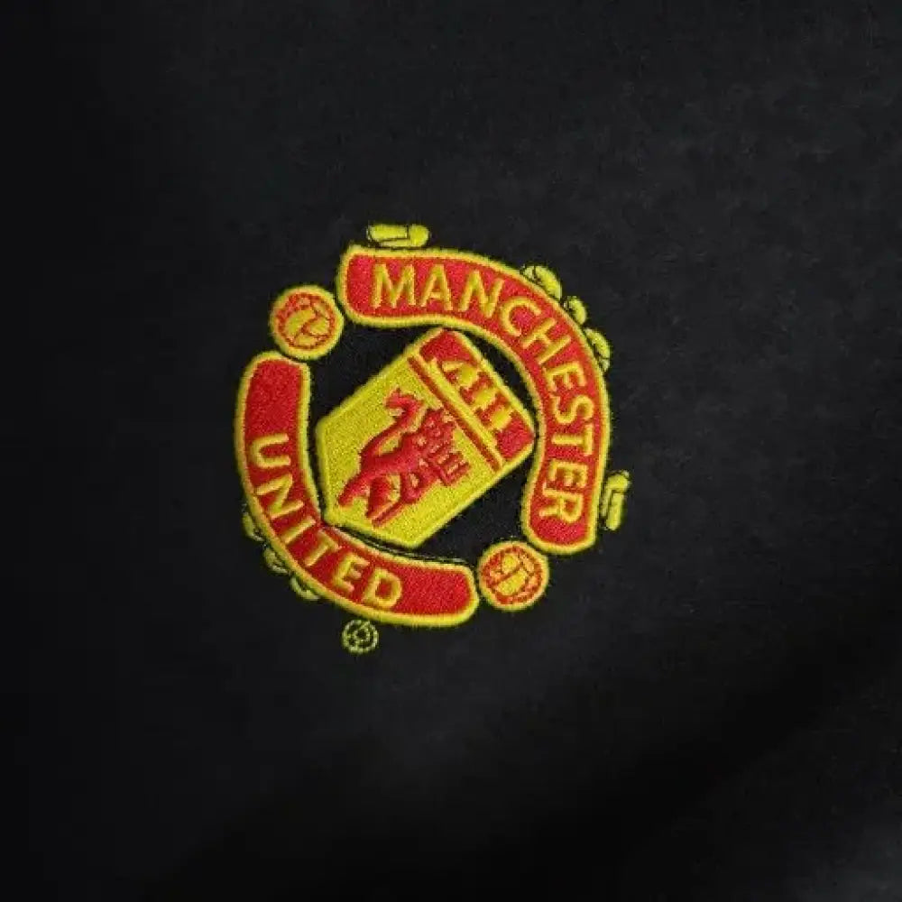 Manchester United Away 03/04