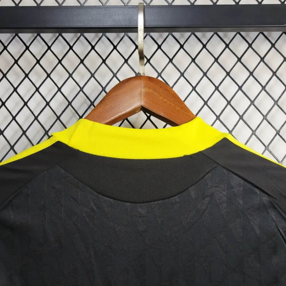 Liverpool Away 10/11
