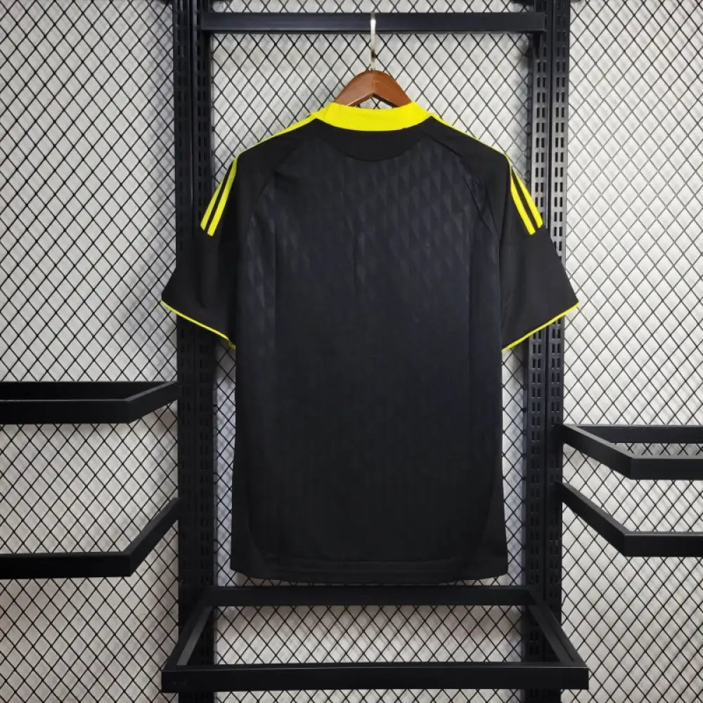 Liverpool Away 10/11
