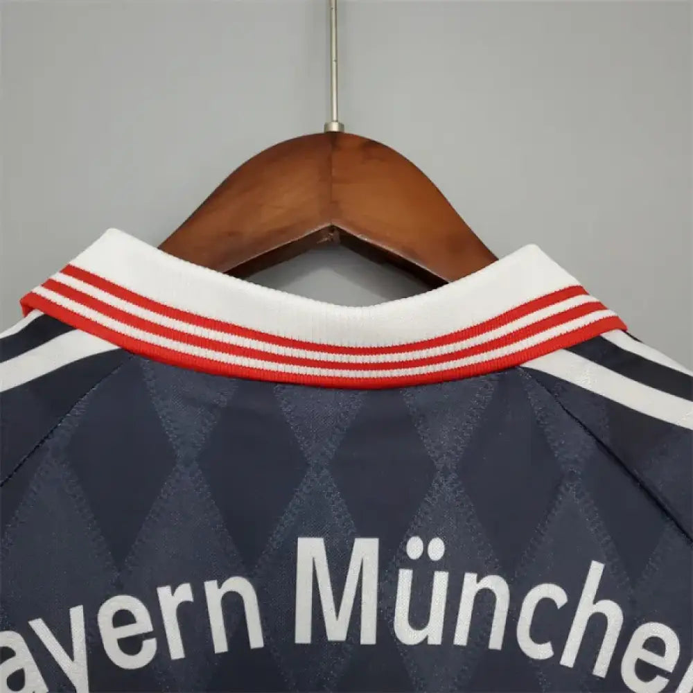 FC Bayern Munich Home 97/99