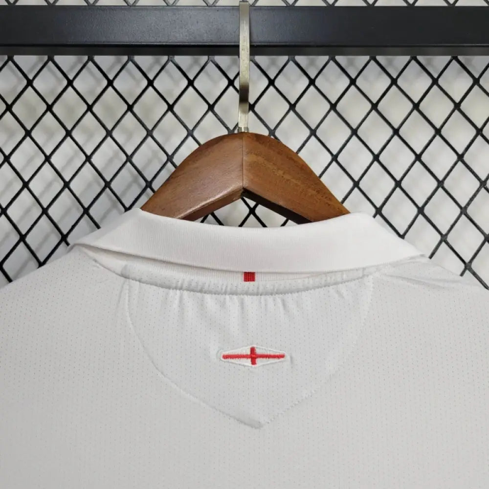 England Home 2006